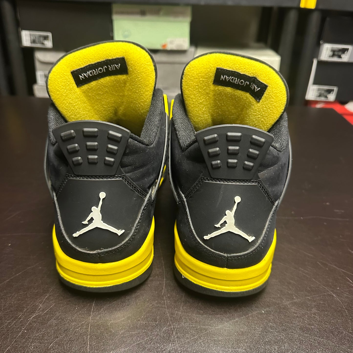 Jordan 4 Retro Thunder (Pre-Owned) (13) *NO BOX*