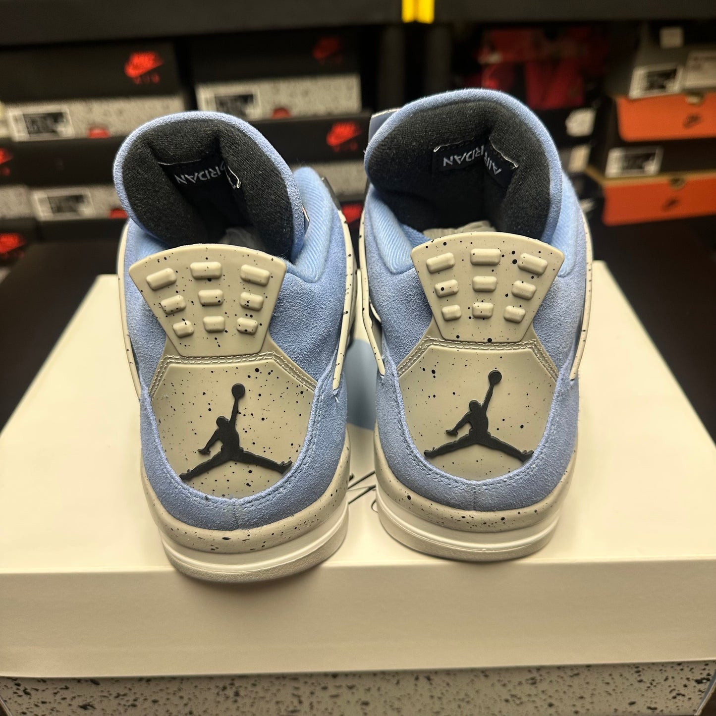 Jordan 4 Retro University Blue