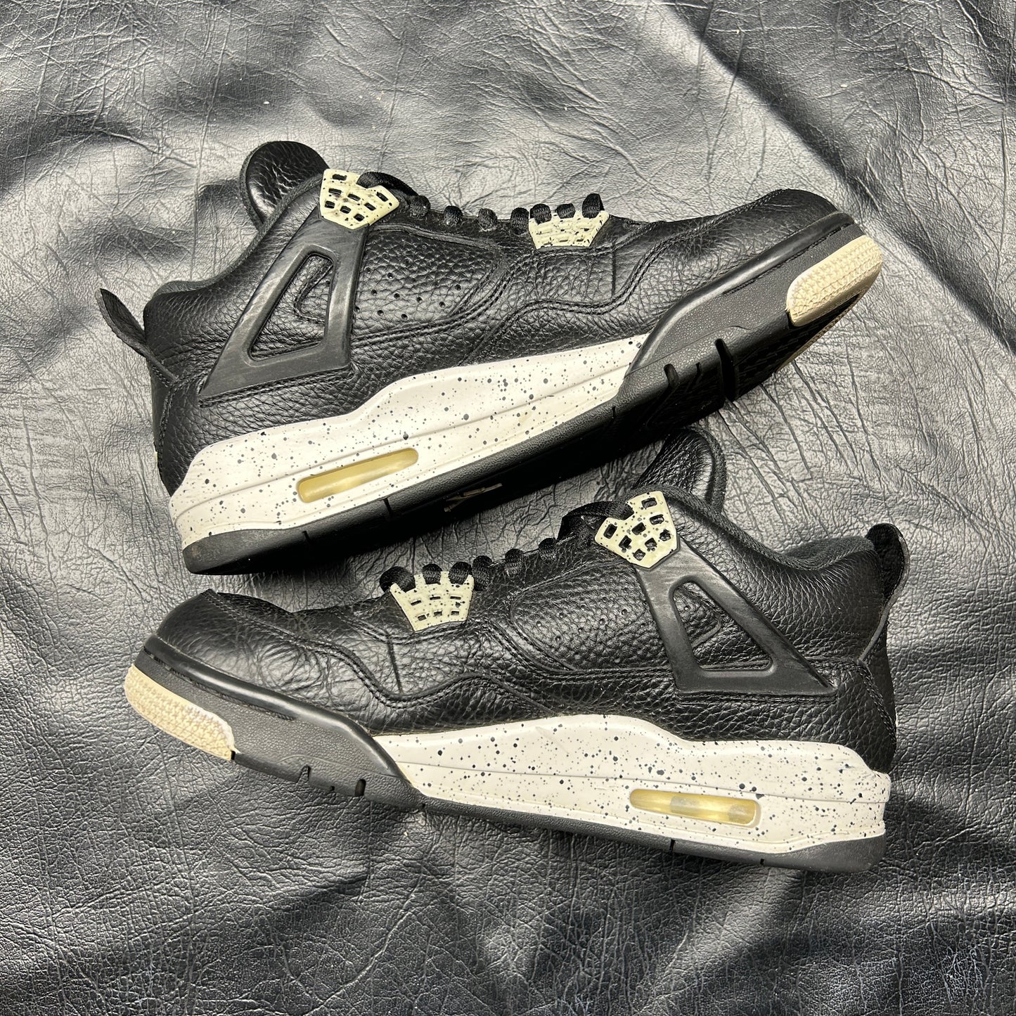 Jordan 4 Retro Oreo (Pre-Owned) Size 7