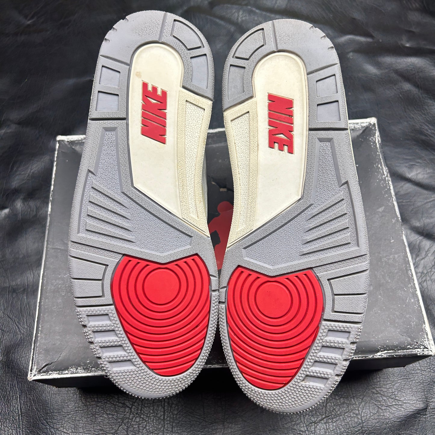 Jordan 3 Retro White Cement Reimagined (Pre-Owned) (9)