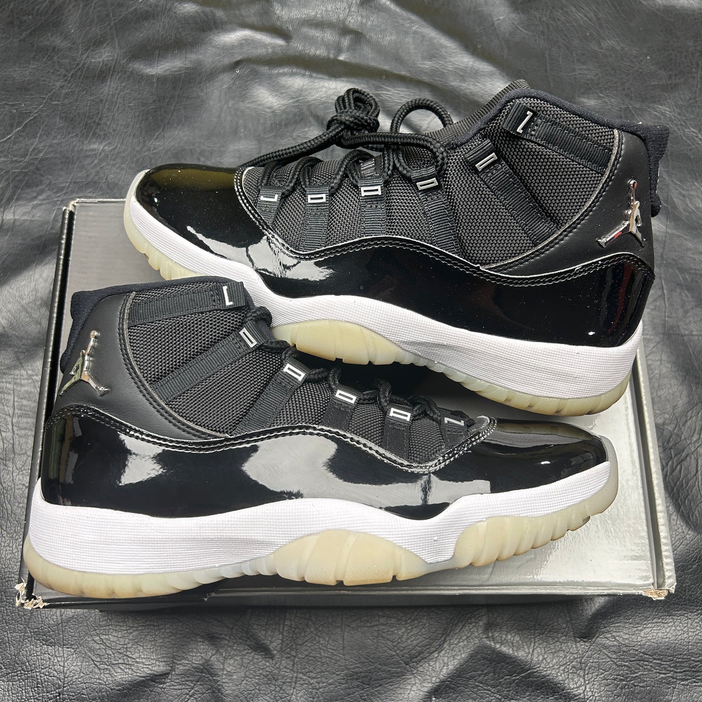 Jordan 11 Retro Jubilee (Pre-Owned) (8.5)