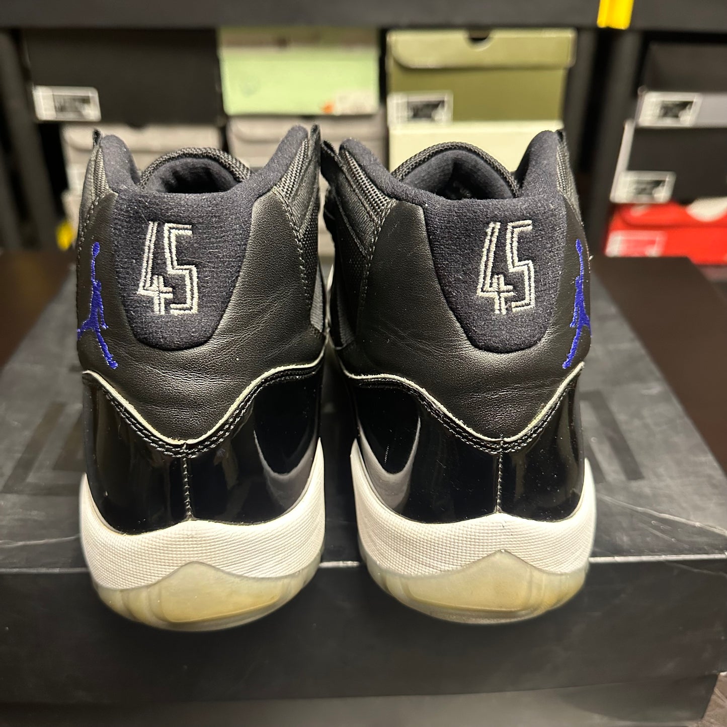 Jordan 11 Retro Space Jam (Pre-Owned) (11)