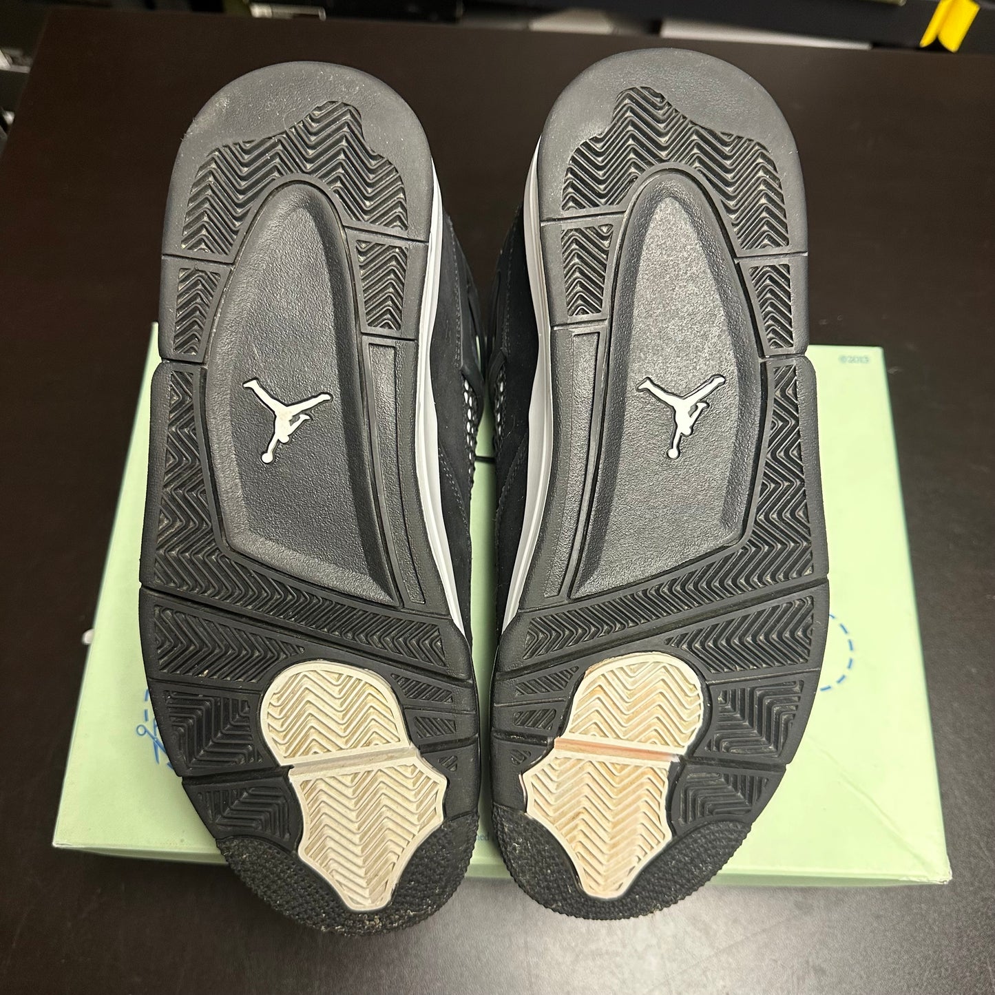 Jordan 4 Retro White Thunder (Pre-Owned) (10) *REPLACEMENT BOX*