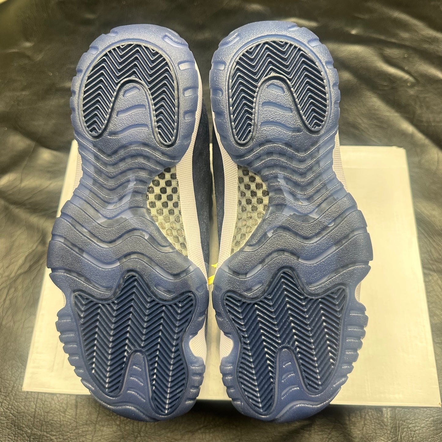 Jordan 11 Midnight Navy (W)