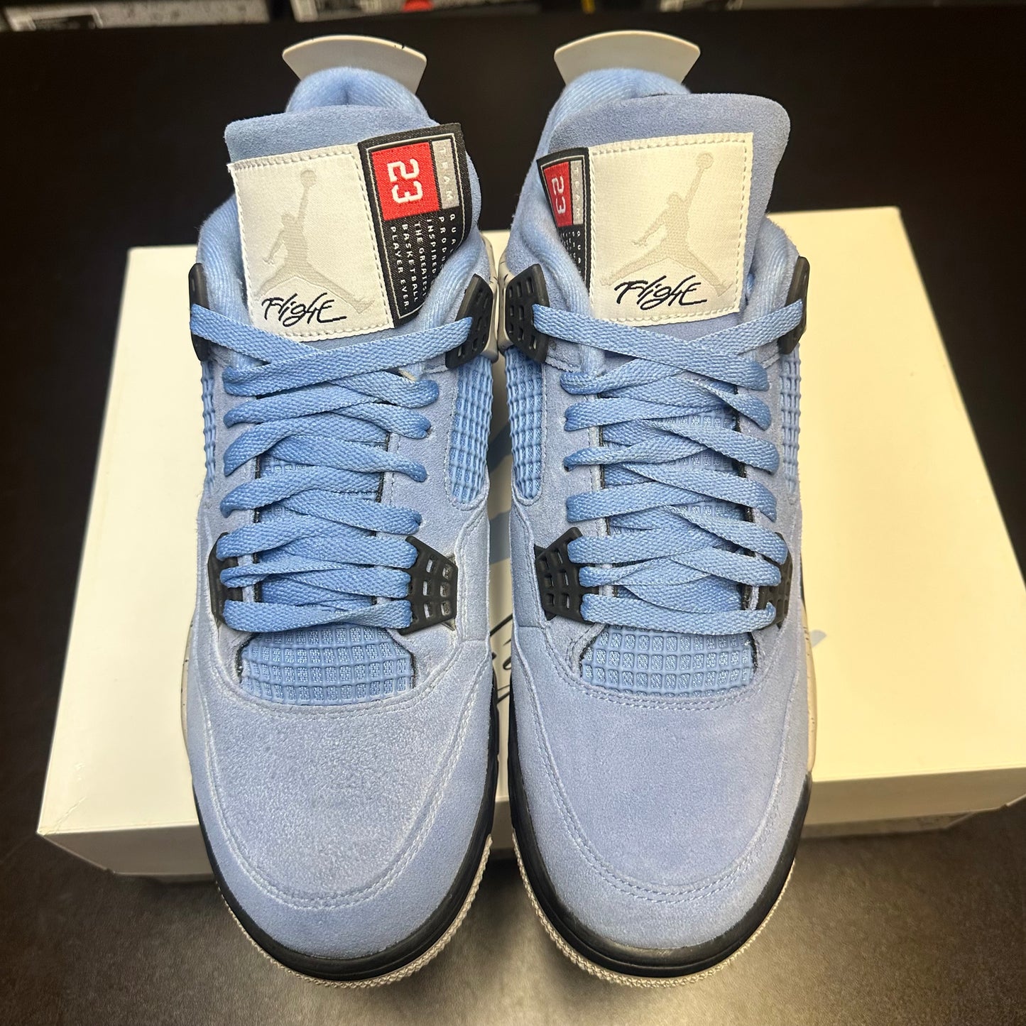 Jordan 4 Retro University Blue