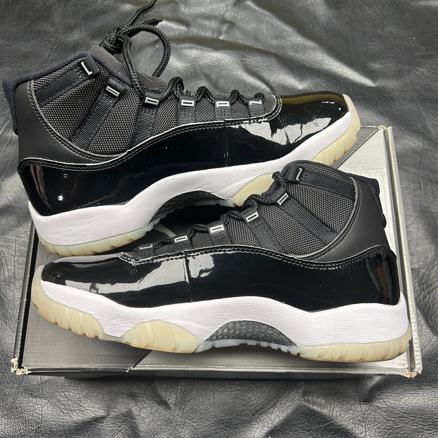 Jordan 11 Retro Jubilee (Pre-Owned) (8.5)