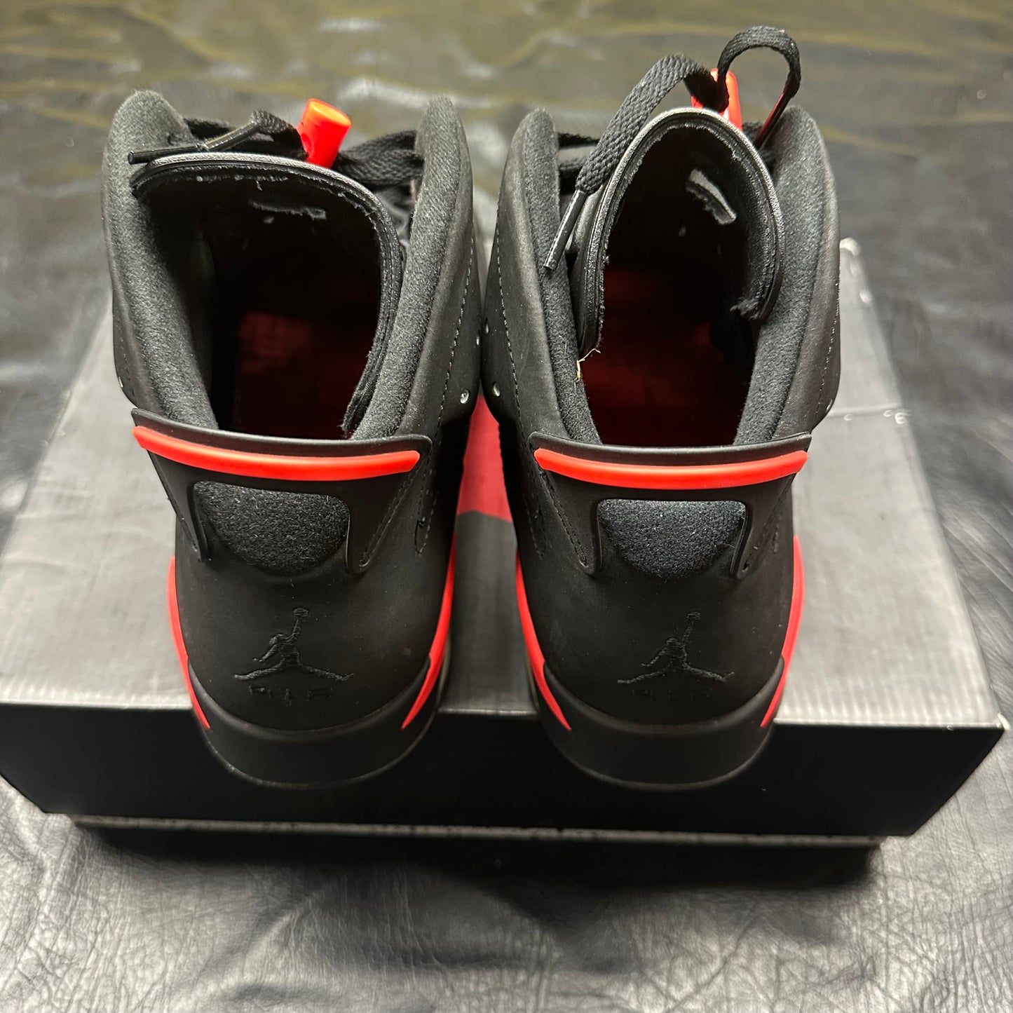 Jordan 6 Retro Infrared *2014* (Pre-Owned) (10.5)