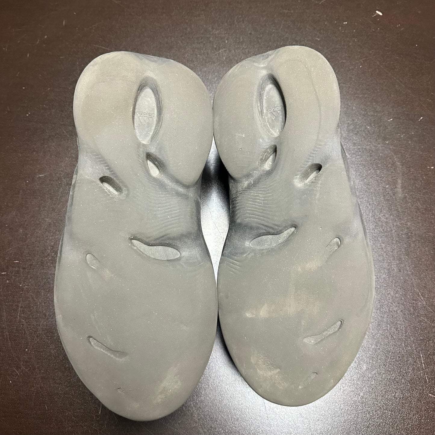 Yeezy Foam Runner Onyx (Pre-Owned) (12)