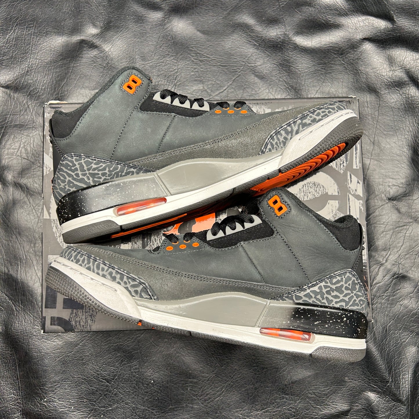Jordan 3 Retro Fear (Pre-Owned) Size 9