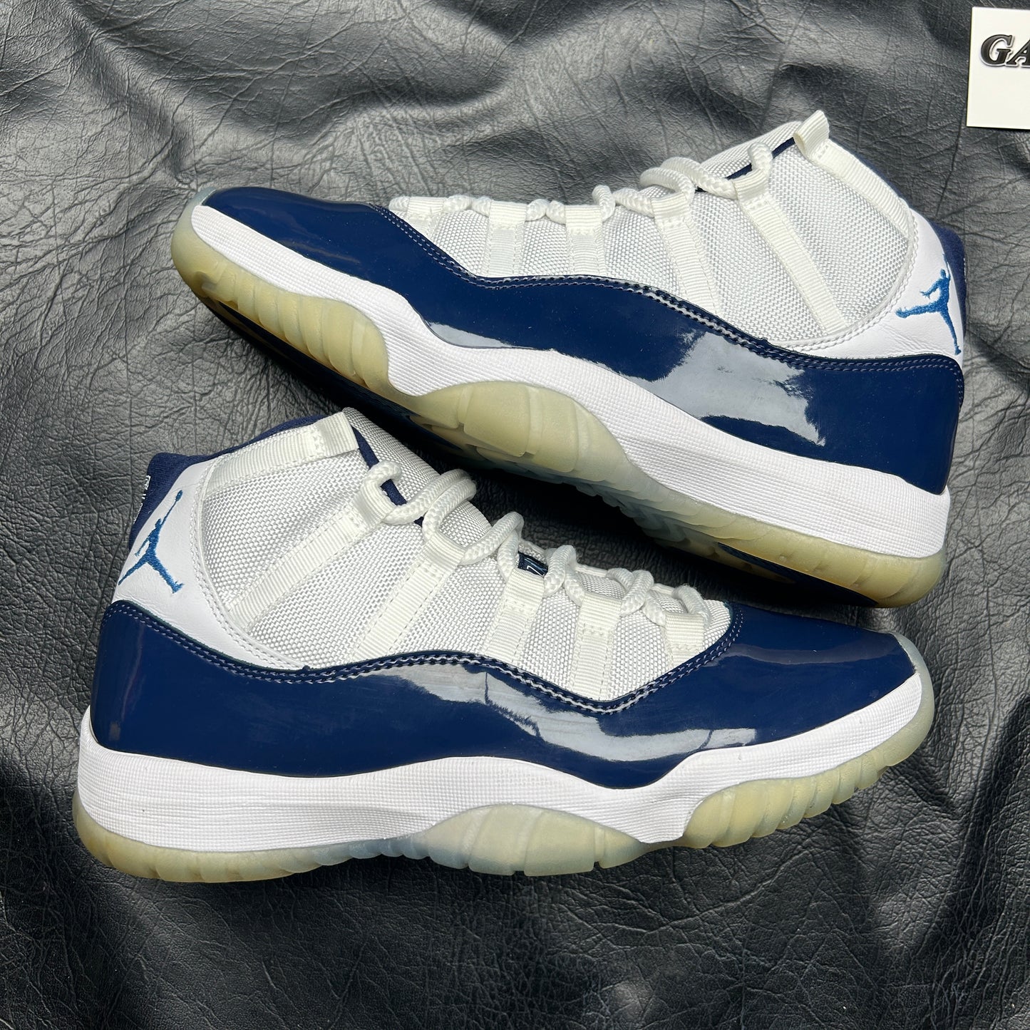 Jordan 11 Retro Win Like 82 (Pre-Owned) Size 9