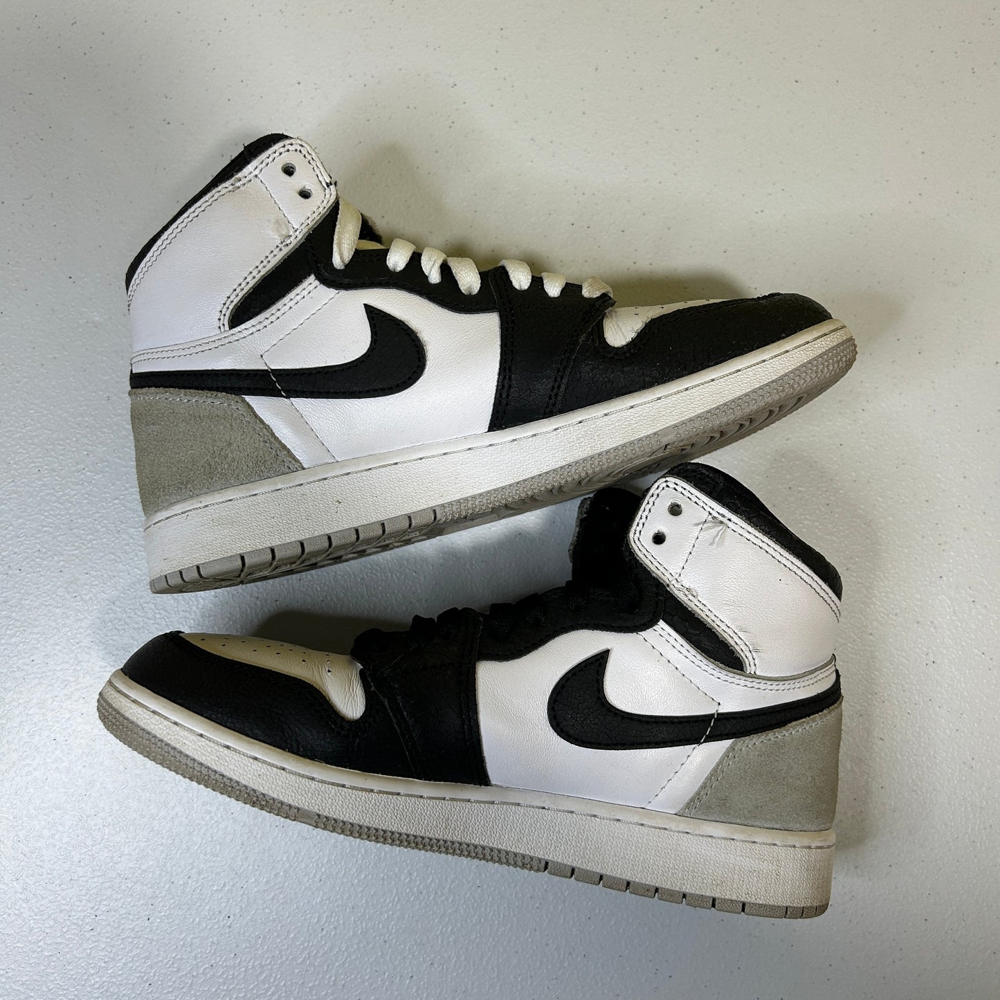 Jordan 1 Retro High Stage Haze (GS) (Pre-Owned)