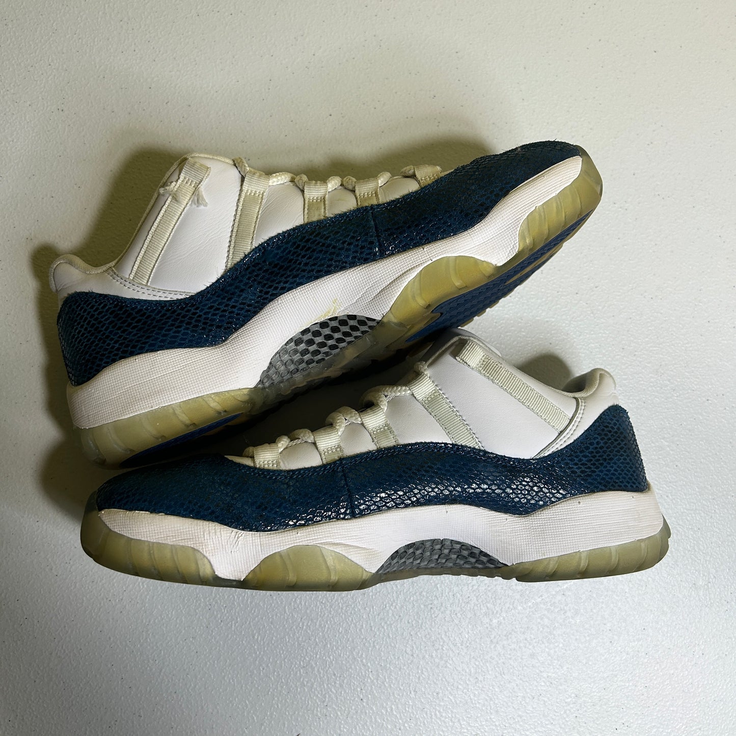 Jordan 11 Retro Low Navy Snakeskin (Pre-Owned)