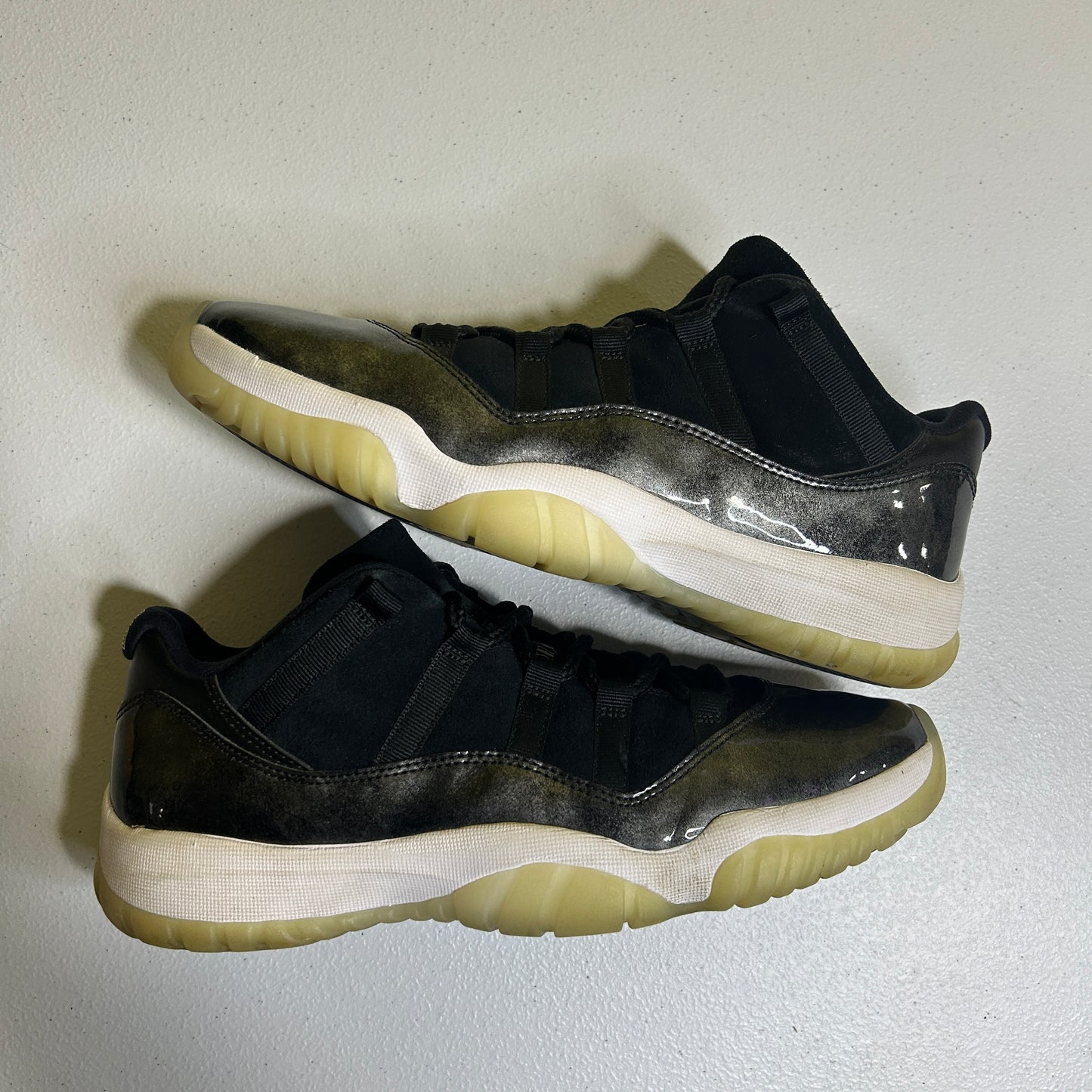 Jordan 11 Retro Low Barons (Pre-Owned)