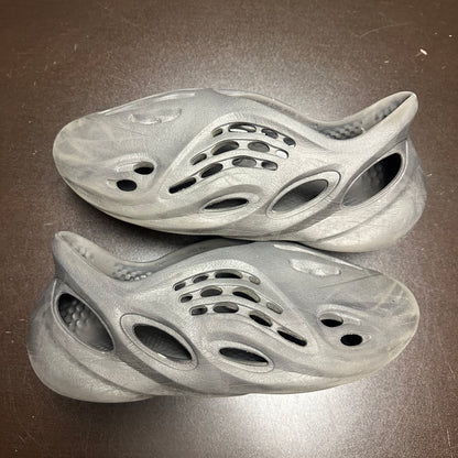 Yeezy Foam Runner Onyx (Pre-Owned) (12)