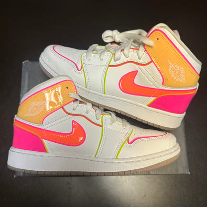 Jordan 1 Mid Edge Glow (Pre-Owned) (5.5)