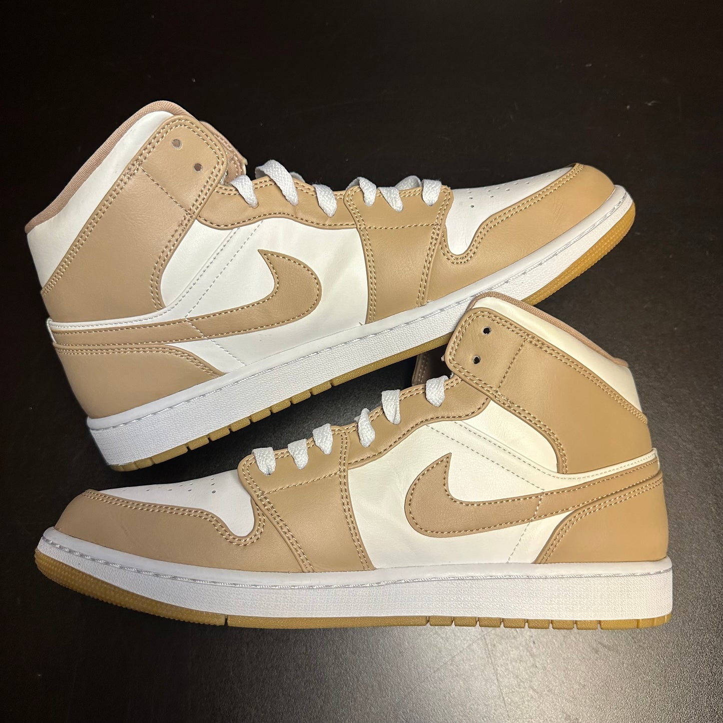 Jordan 1 Mid Tan Gum (Pre-Owned) (12) *NO BOX*