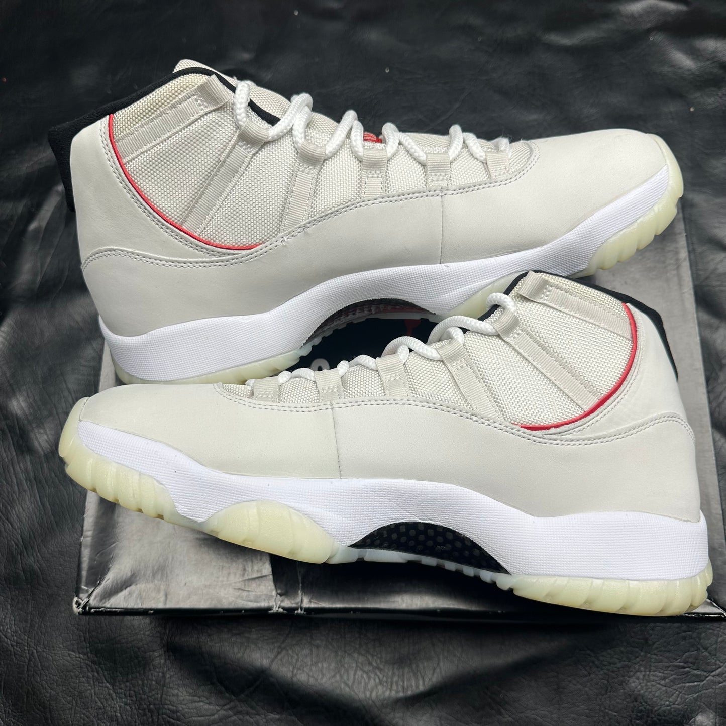 Jordan 11 Retro Platinum Tint (Pre-Owned) (13)