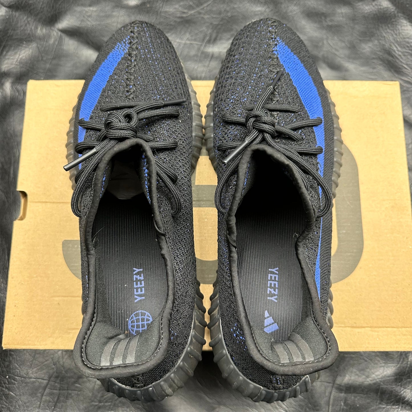 Yeezy Boost 350 V2 Dazzling Blue (Pre-Owned) (14)