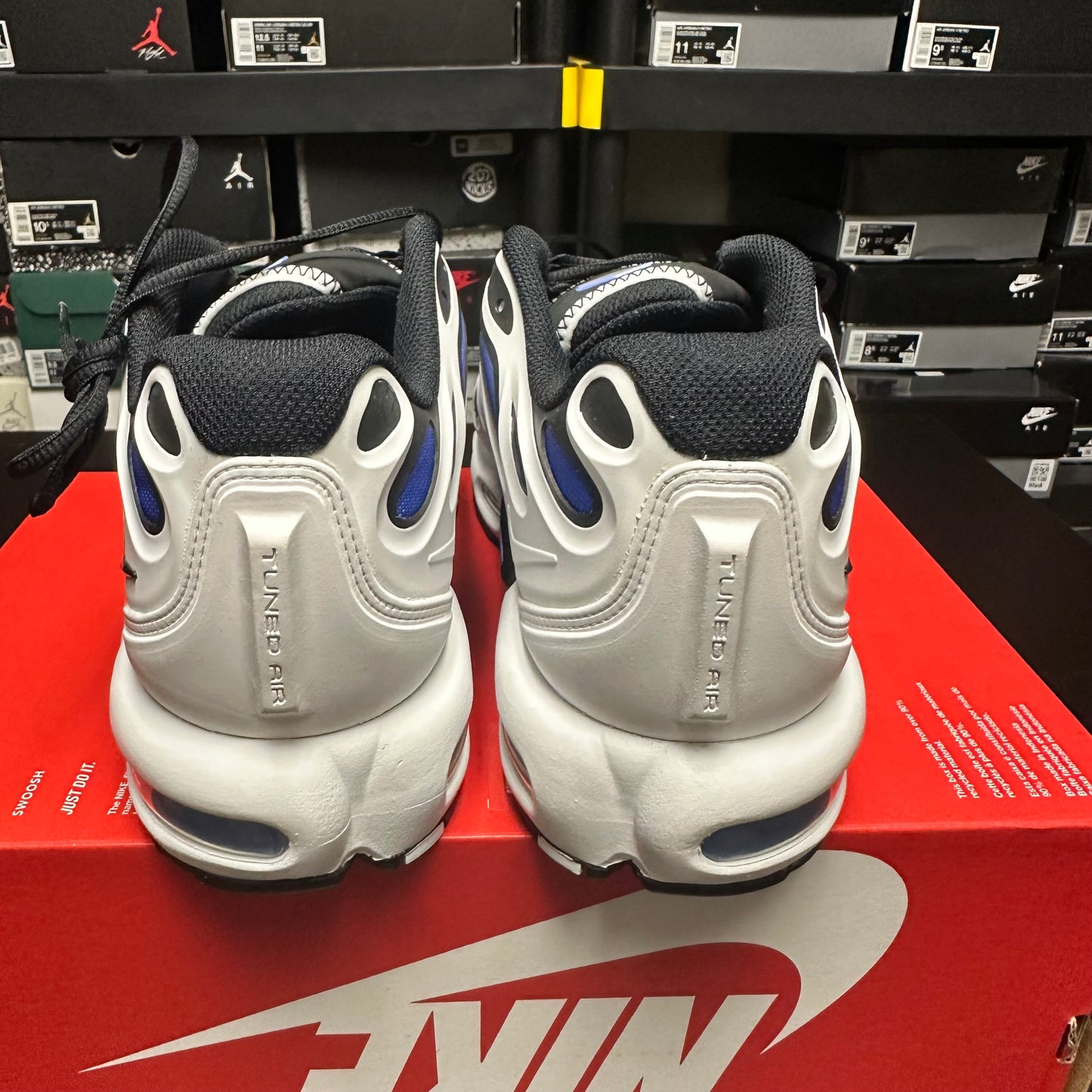 Nike Air Max Plus Drift Summit White Royal Pulse *NO BOX LID*