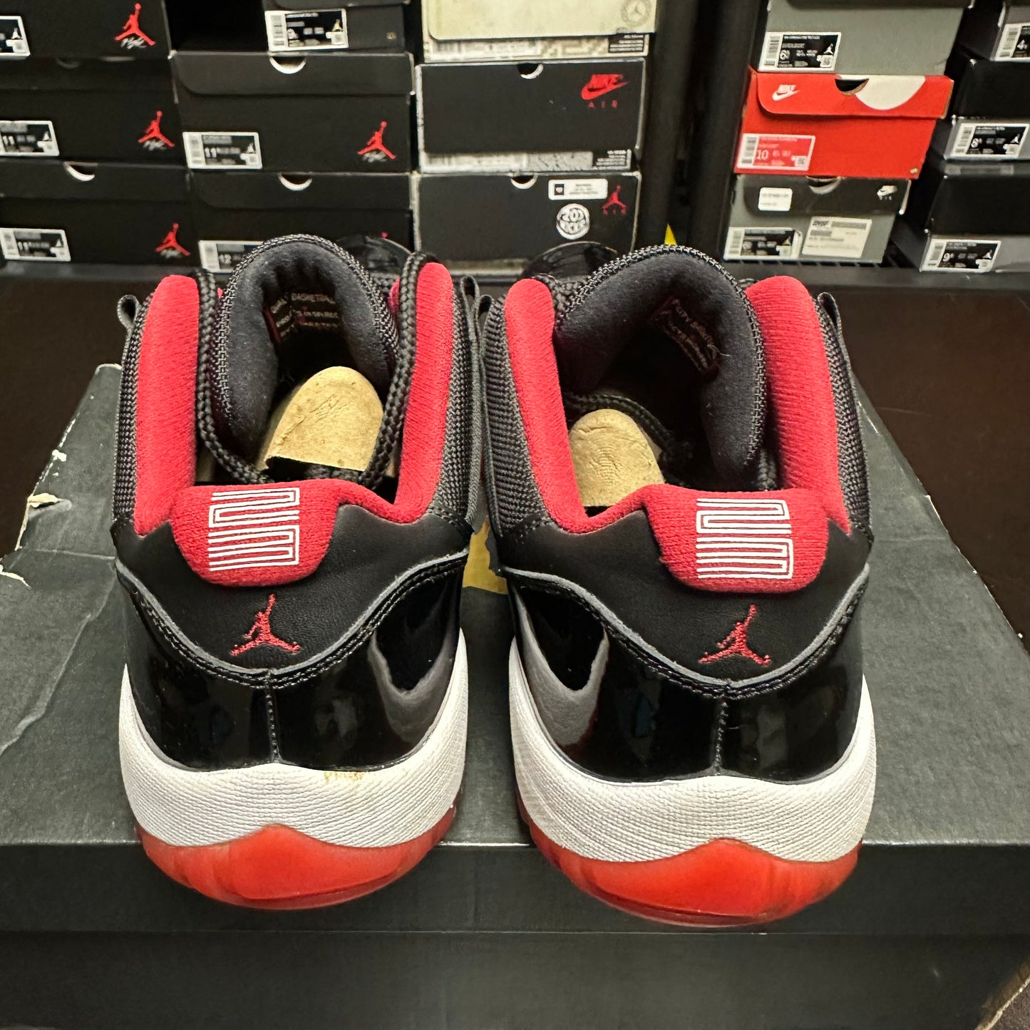 Jordan 11 Retro Low Bred (Pre-Owned) (10.5)
