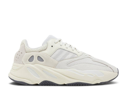 Yeezy 700 Analog (Pre-Owned)
