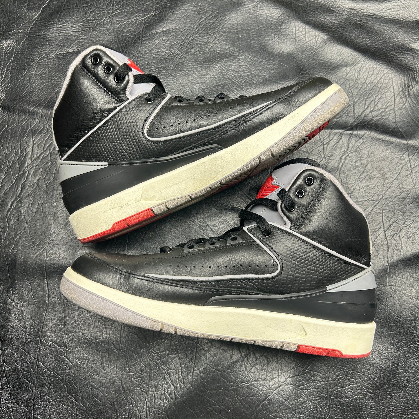 Jordan 2 Retro Black Cement (GS) (Pre-Owned) Size 7Y