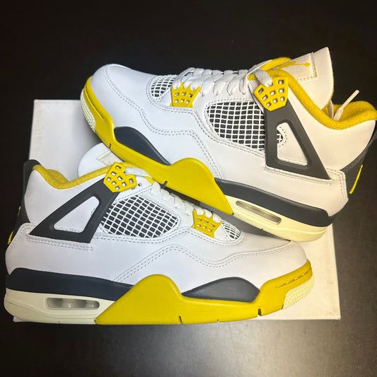 Jordan 4 Retro Vivid Sulfur (W)