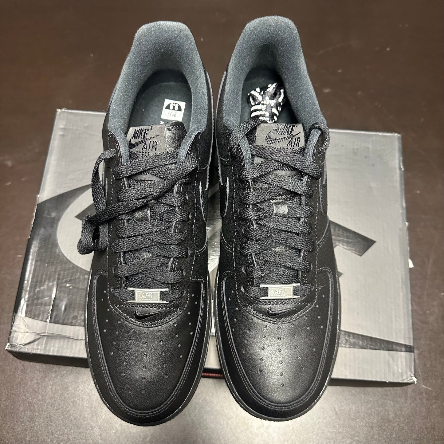Nike Air Force 1 Supreme Black