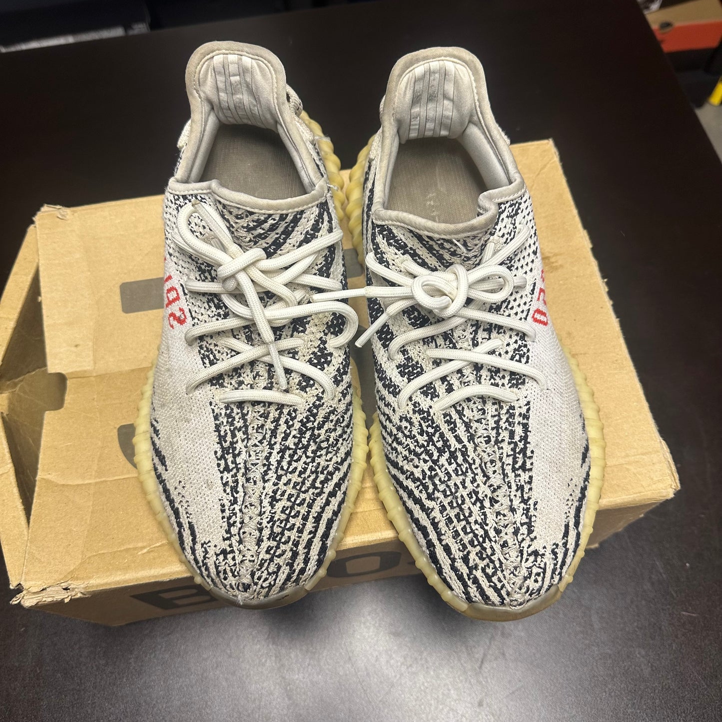 Yeezy Boost 350 V2 Zebra (Pre-Owned) (9)