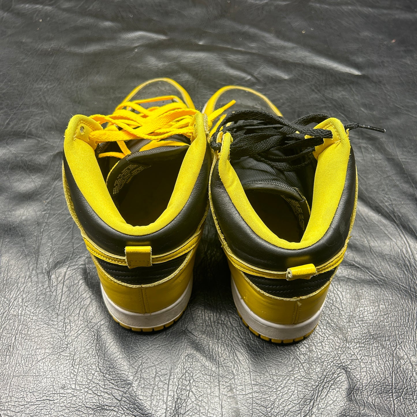 Nike Dunk High Varsity Maize (Pre-Owned)