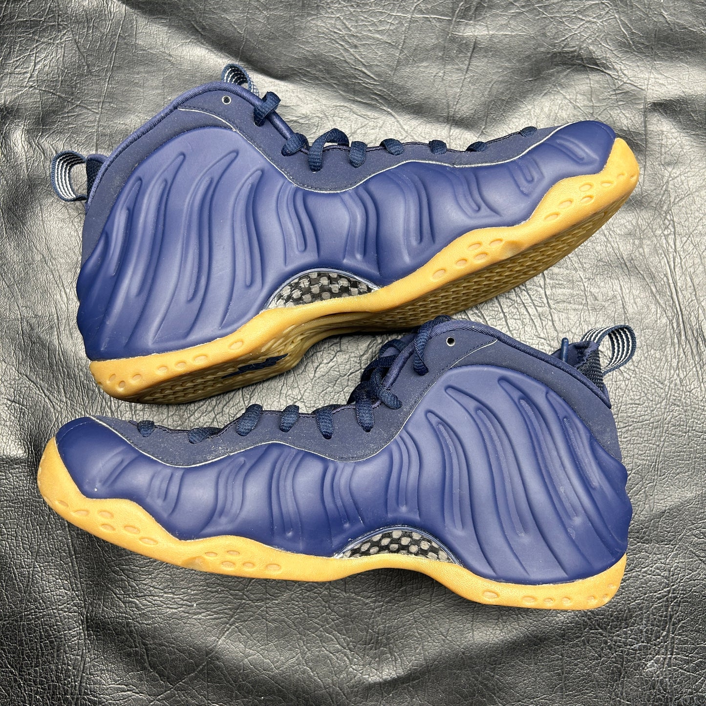 Nike Air Foamposite Midnight Navy (Pre-Owned) Size 10.5