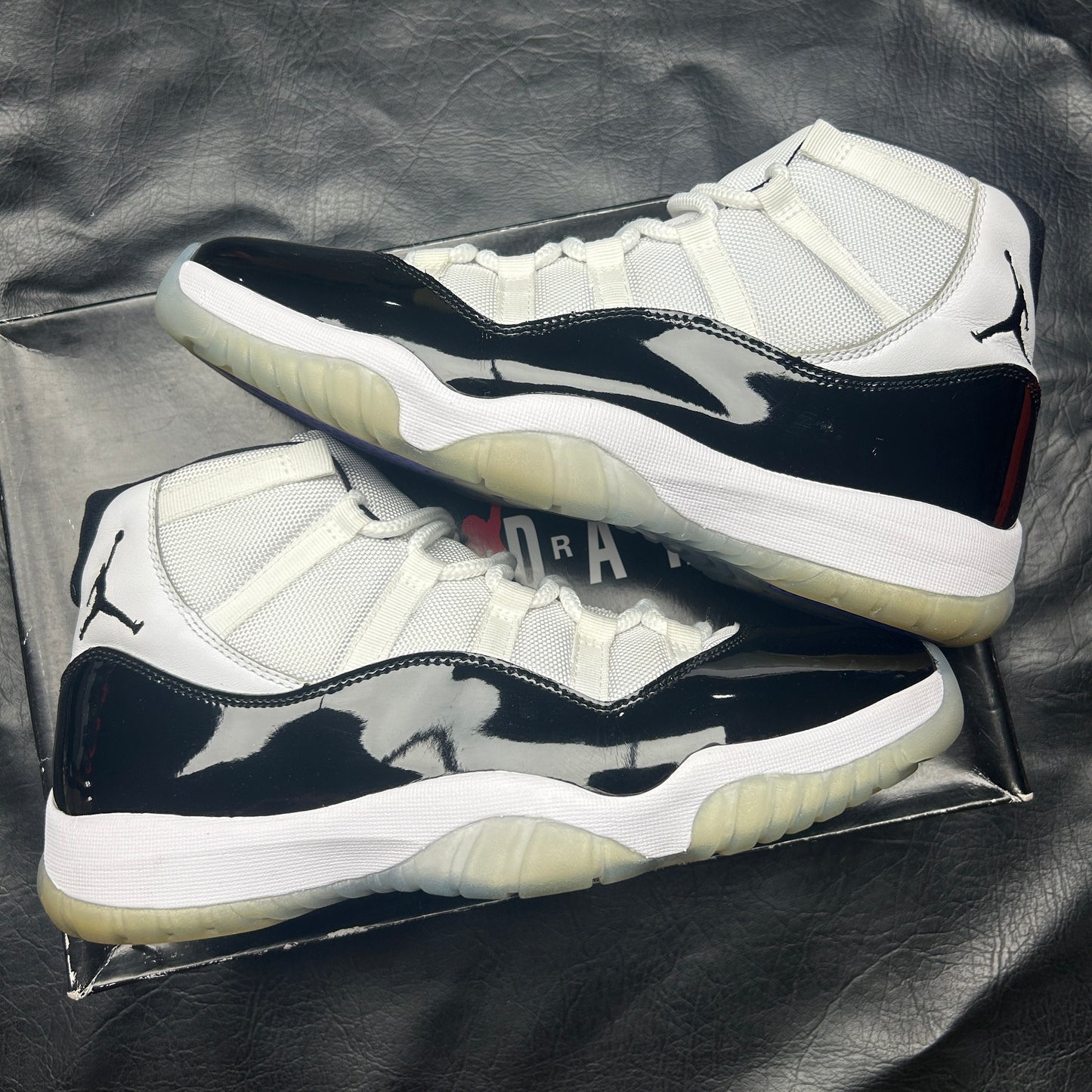 Jordan 11 Retro Concord (2018) (Pre-Owned) Size 11