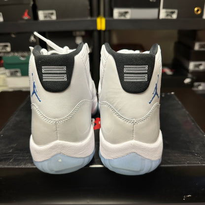 Jordan 11 Retro Legend Blue