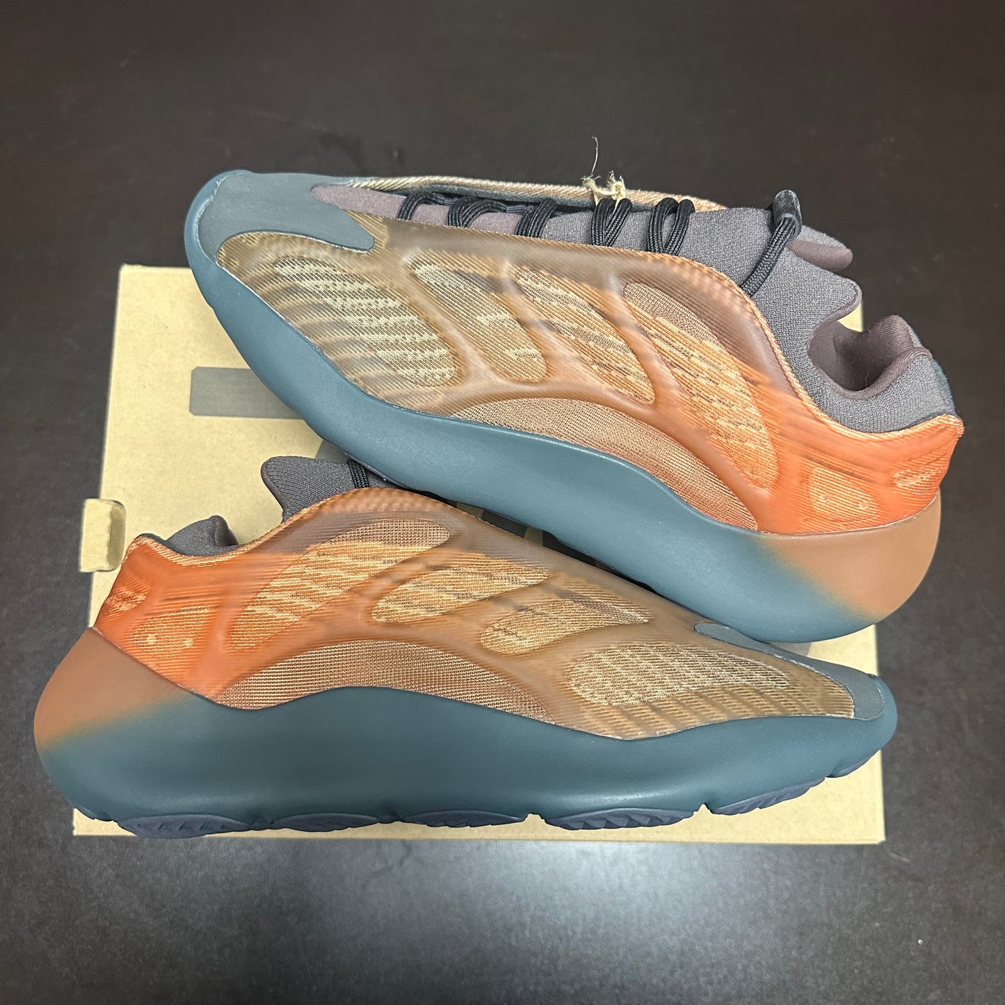 Yeezy 700 V3 Copper Fade