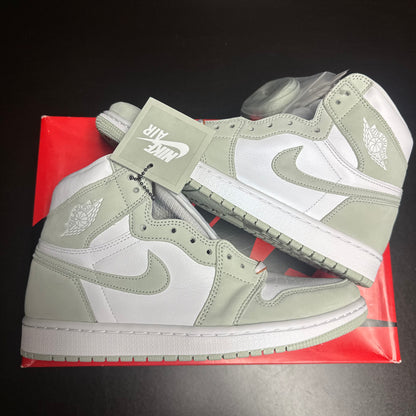 Jordan 1 Retro High Seafoam (W)