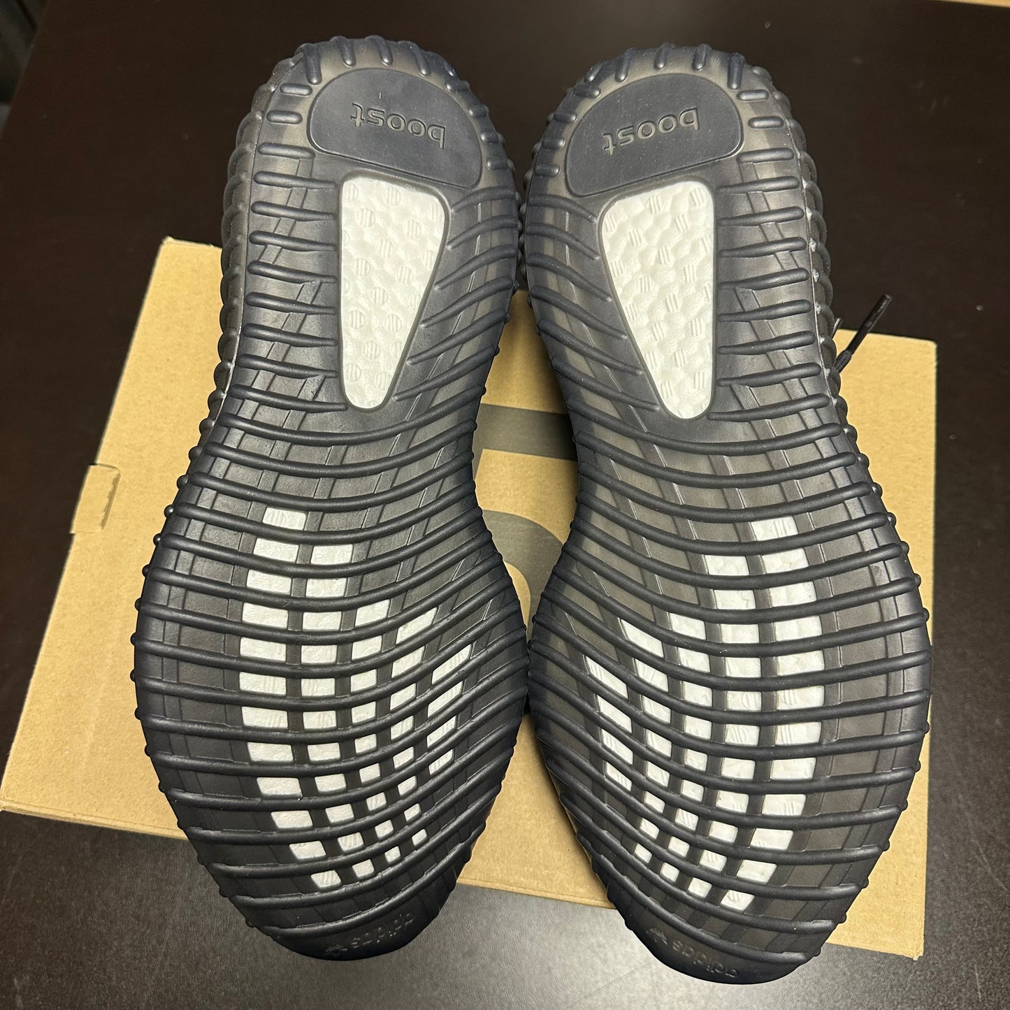 Yeezy Boost 350 V2 Red Stripe