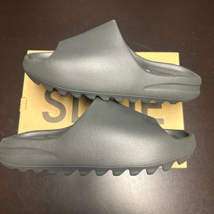 Yeezy Slide Dark Onyx