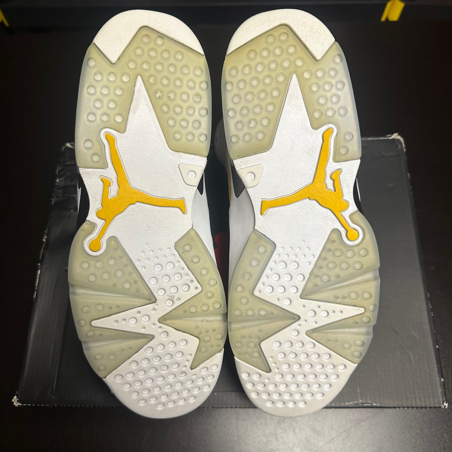 Jordan 6 Retro Yellow Ochre (Pre-Owned) (10.5) *REPLACEMENT BOX*