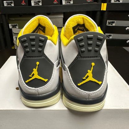 Jordan 4 Retro Vivid Sulfur (W)