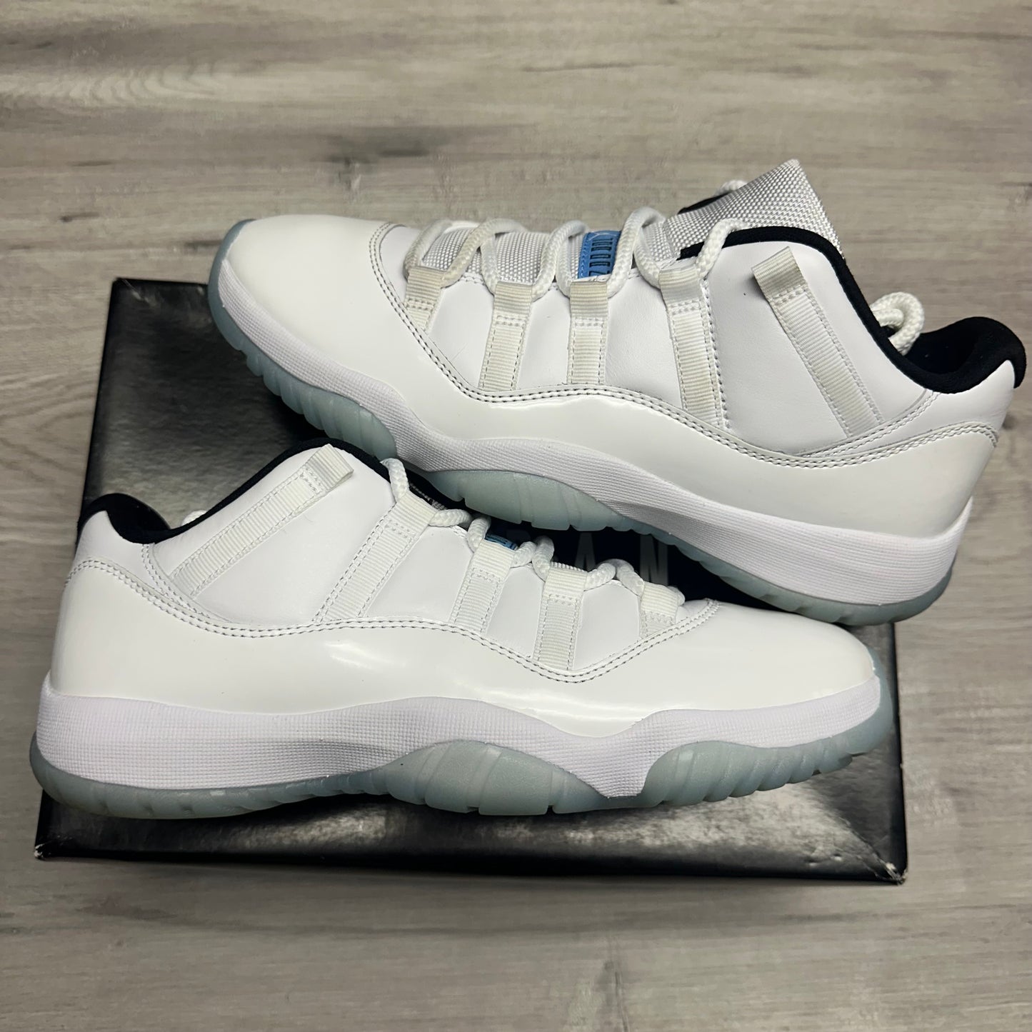 Jordan 11 Retro Low Legend Blue (Pre-Owned) (8)