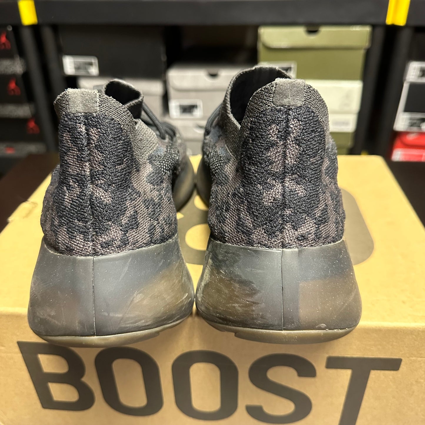 Yeezy 380 Onyx (Pre-Owned) (13)