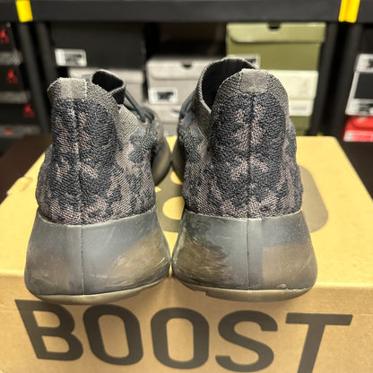 Yeezy 380 Onyx (Pre-Owned) (13)