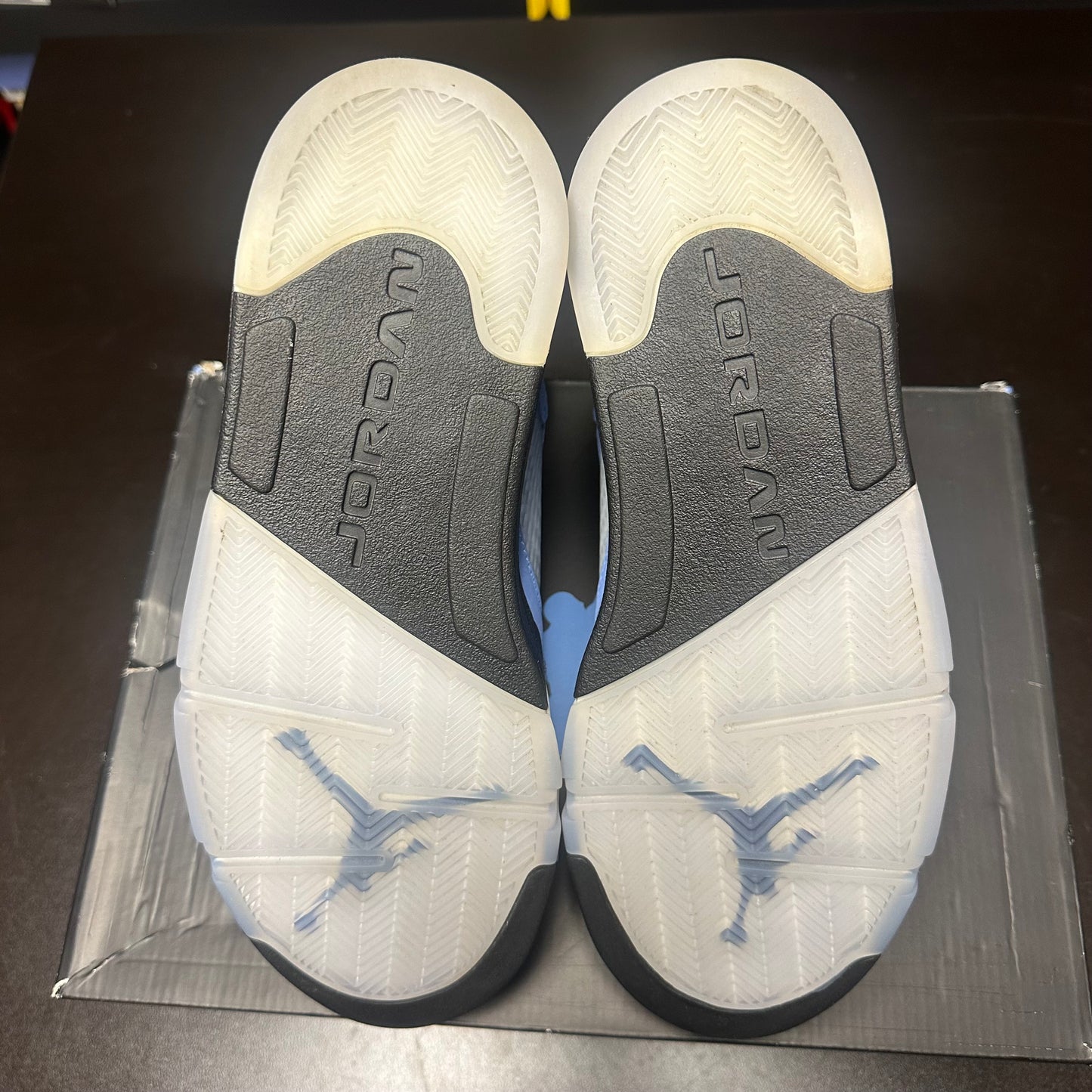 Jordan 5 Retro UNC (Pre-Owned) (9)