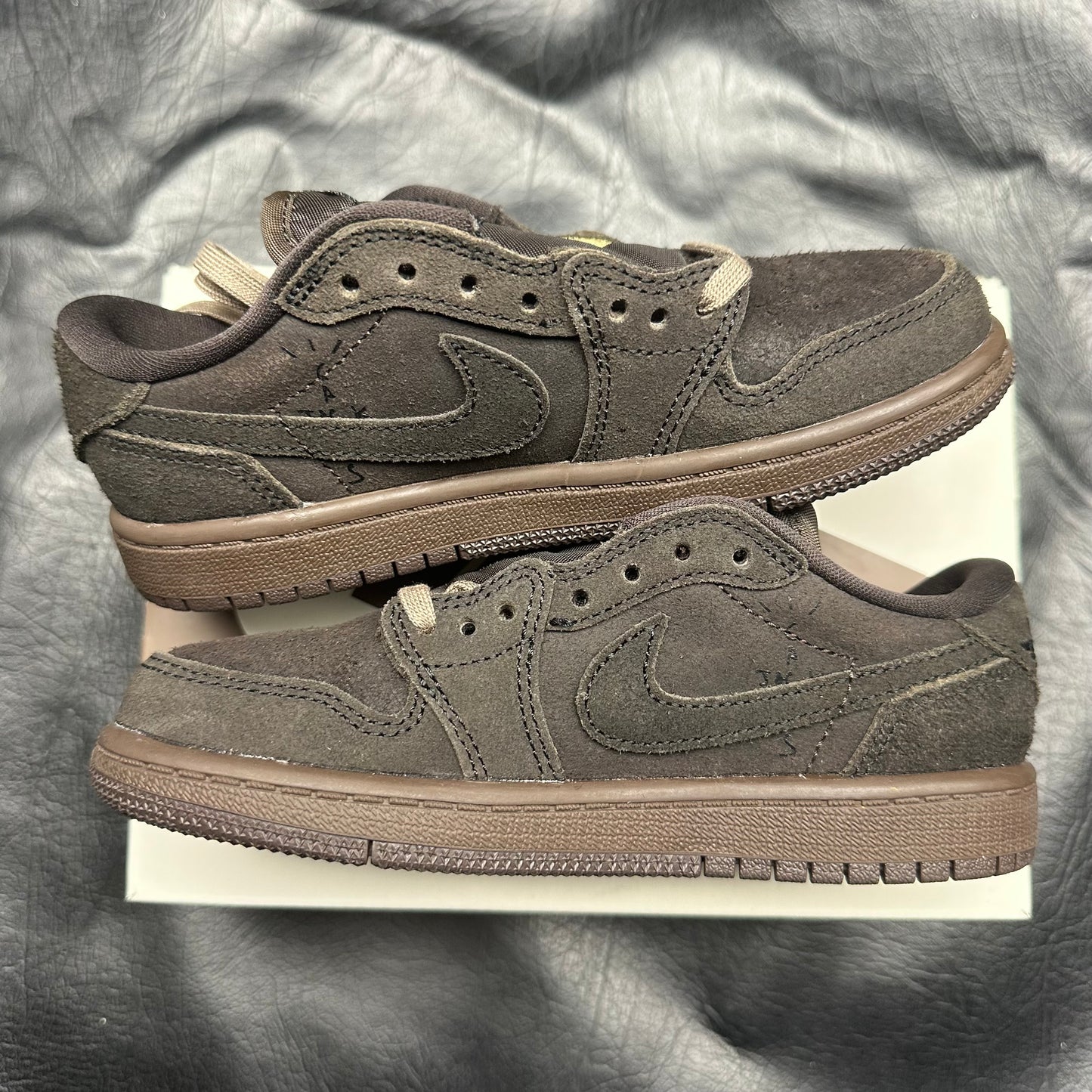 Jordan 1 Retro Low Travis Scott Velvet Brown (PRESCHOOL)