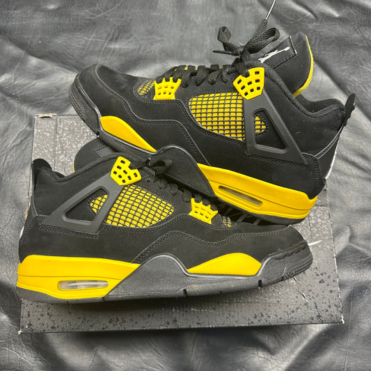 Jordan 4 Retro Thunder (Pre-Owned) (9.5)