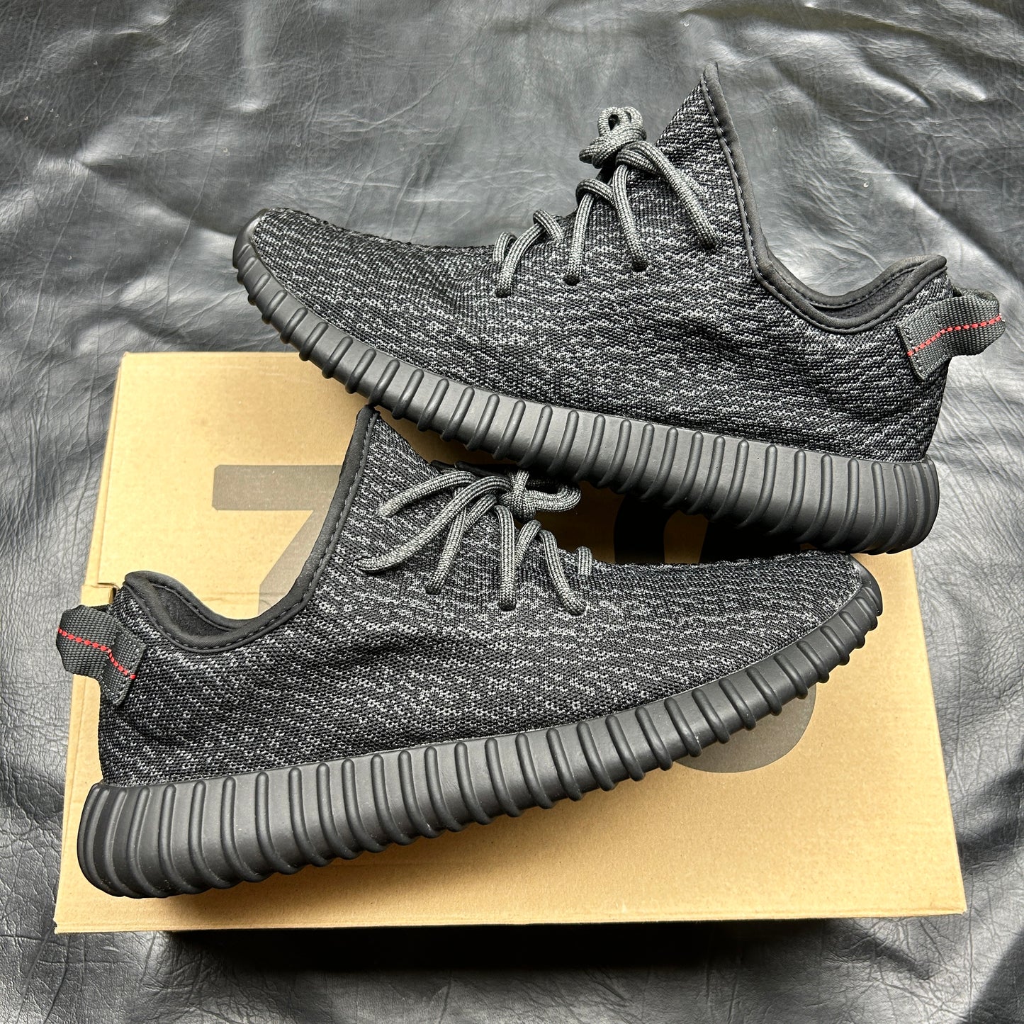 Yeezy Boost 350 Pirate Black (2023) (Pre-Owned) Size 11.5