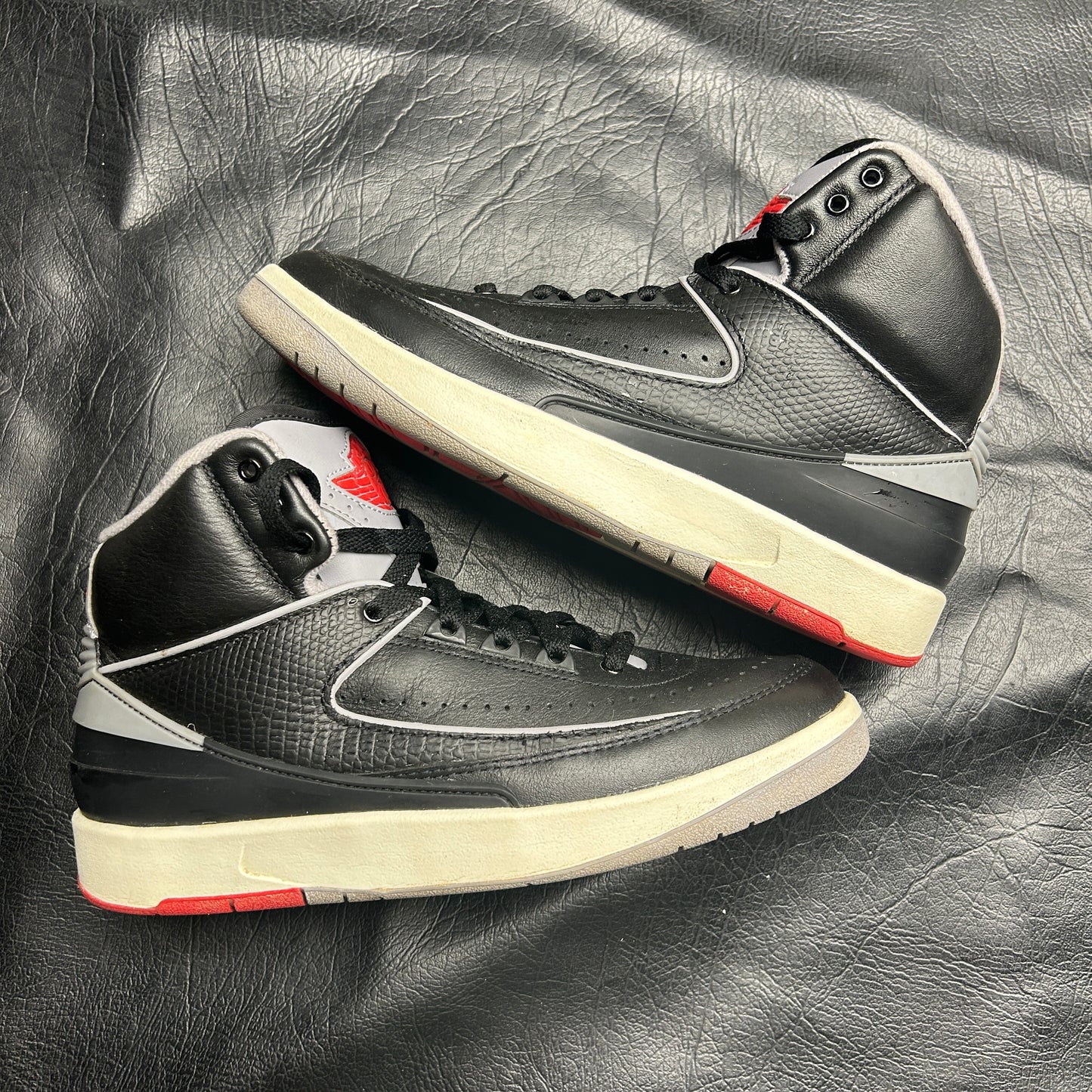 Jordan 2 Retro Black Cement (GS) (Pre-Owned) Size 7Y