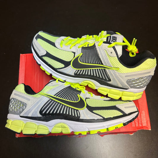 Nike Zoom Vomero 5 Life Lime *NO BOX LID*