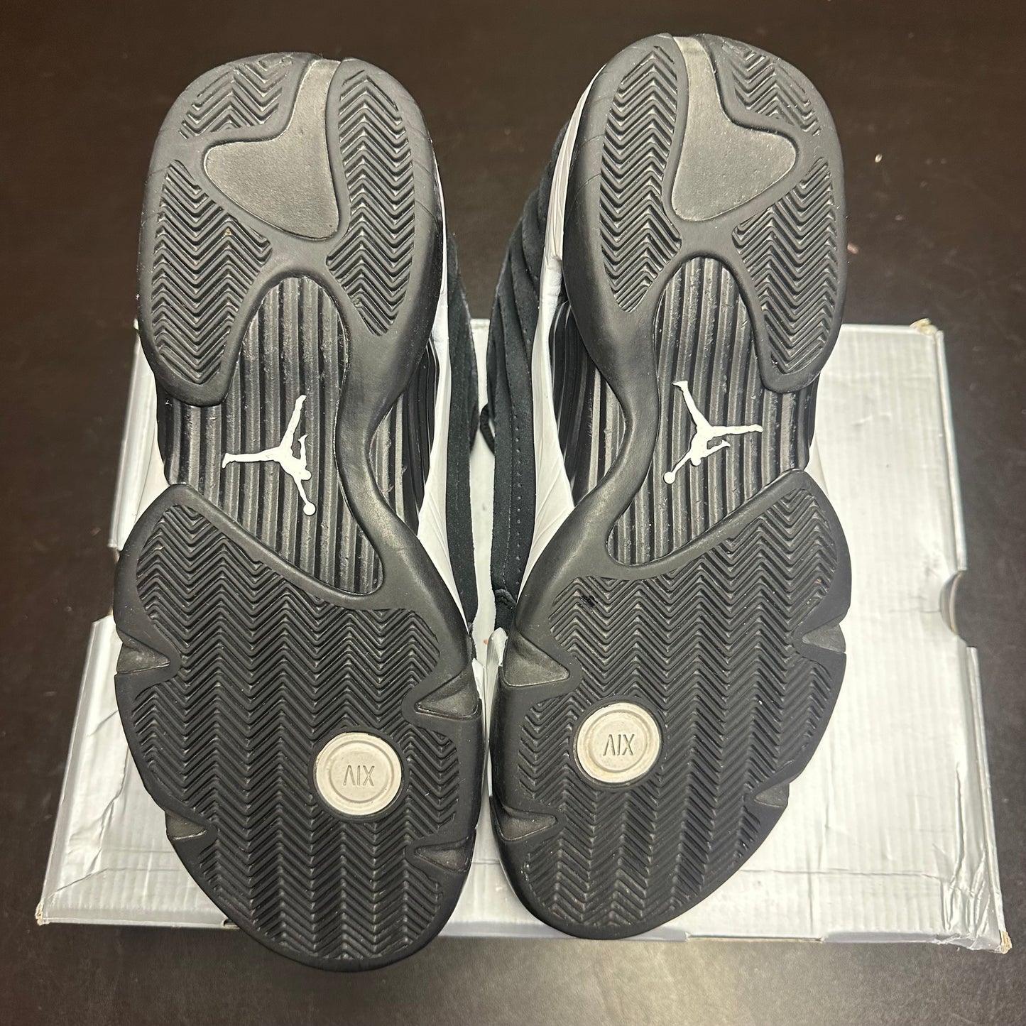Jordan 14 Retro Black White (Pre-Owned) (10.5)