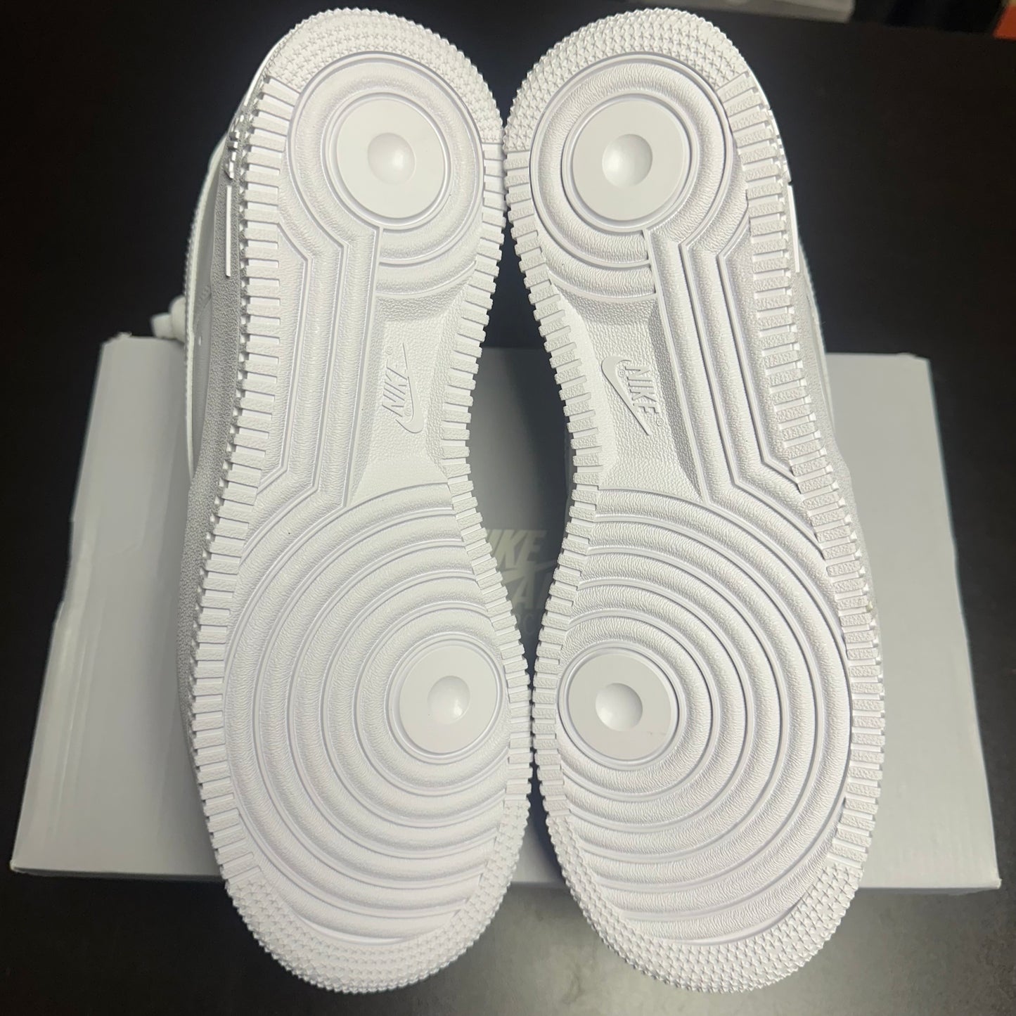 Nike Air Force 1 White